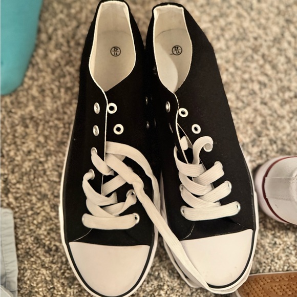 Shoes - Black and White Canvas Sneakers Platform sz 11